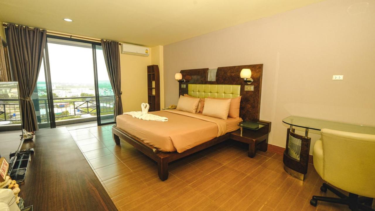 Spm Residence Resort & Spa Si Racha Bagian luar foto