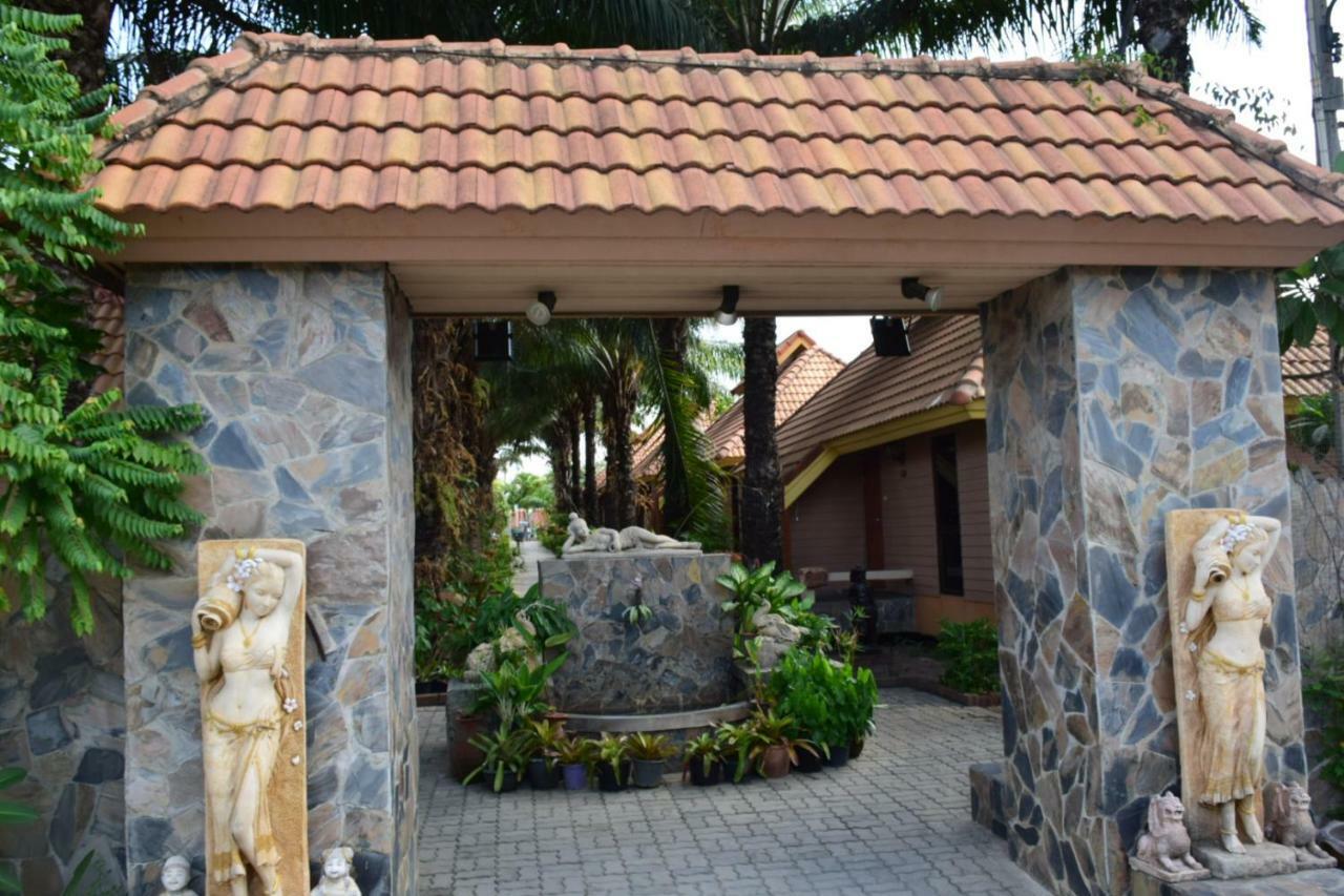 Spm Residence Resort & Spa Si Racha Bagian luar foto